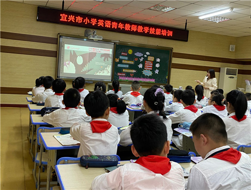 顾英英.jpg