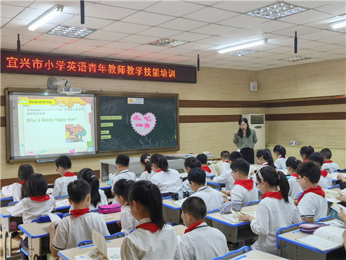 吴莹.jpg